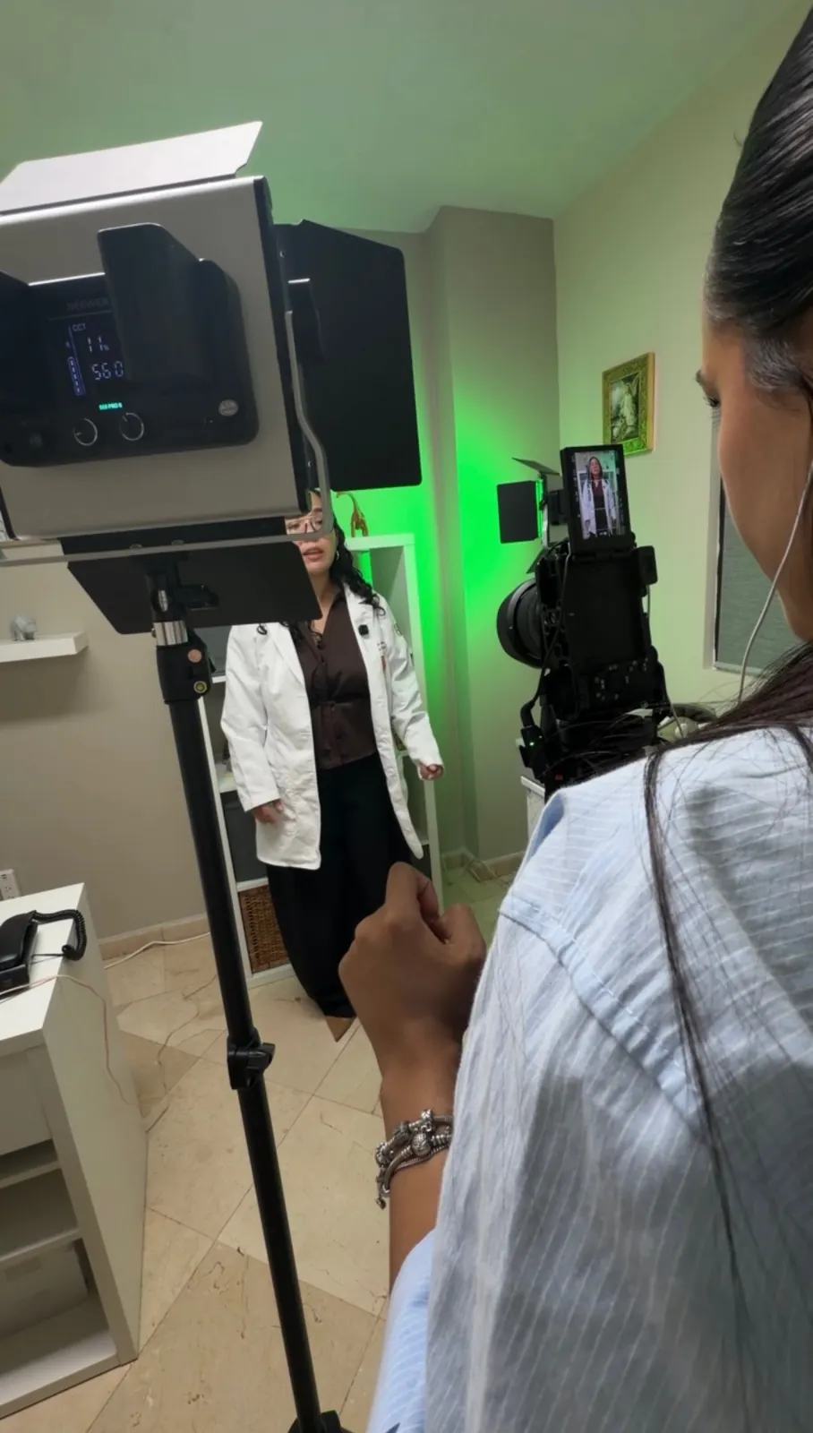 Abby durante producción